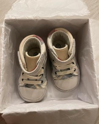 Scarpine Burberry in pelle