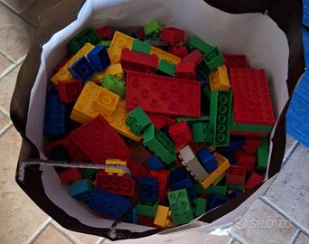 2 buste costruzioni mattoncini, tubi e ingranaggi