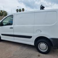 Peugeot EXPERT DIESEL 3 POSTI