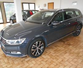 VOLKSWAGEN Passat Variant 2.0 TDI 4X4 190 CV DSG