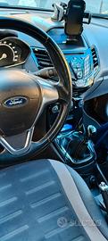 Ford Fiesta titanium