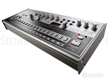ROLAND TR 06