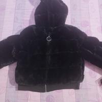 due giubbini e un vestito