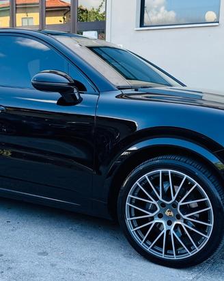 Porsche Cayenne Coupé 3.0 V6 Platinum Edition