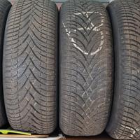 gomme neve + copricerchi +tappetini di gomma 