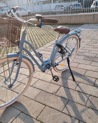 Bici Elops 520 blu + lucchetto AXA - come

nuova