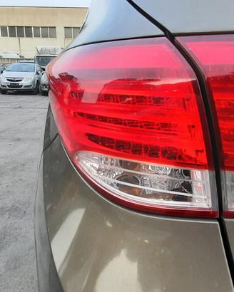 HYUNDAI I40 STATION WAGON 2010 - STOP POSTERIORE S