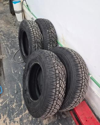 Michelin latitude cross 205 80 r16 Defender