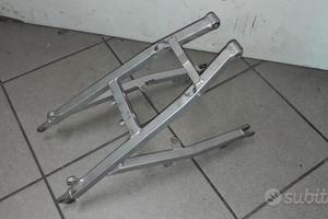 HM SM '14: forcellone radiatore pinza pompa pedale