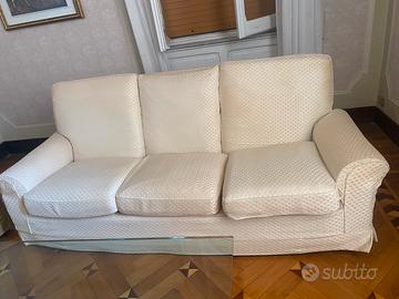 Divano tre posti