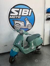 Piaggio Vespa 300 GTS