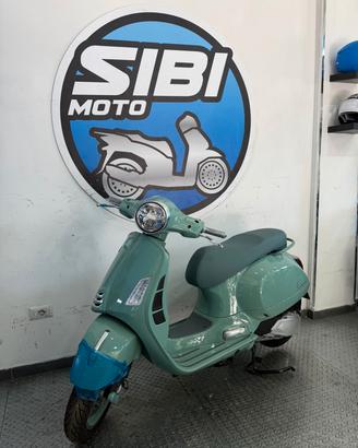 Piaggio Vespa 300 GTS