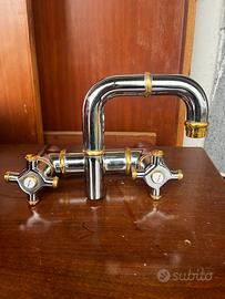 Rubinetto vasca