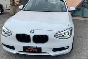 Bmw 118 118d 5p. Urban