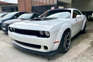 Dodge Challenger 5.7 V8 Shaker wide body