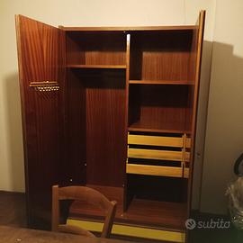 armadio guardaroba vintage