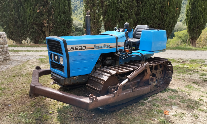 Landini cingolato 6830 con apripista