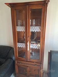 vetrina in legno 