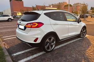 Fiesta Active 1.0 ecoboost 100cv  OK Neopatentati