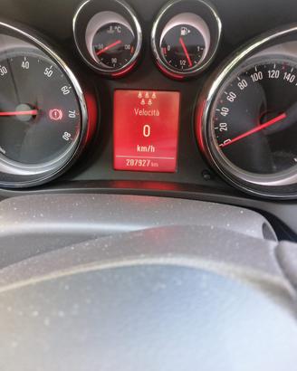 Opel zafira tourer a metano