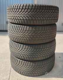 Gomme invernali Bridgestone Blizzak LM005 