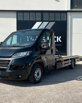 CARROATTREZZI Patente B - 1500 Kg Portata