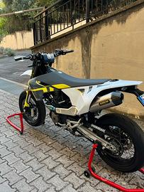 Husqvarna sm 701