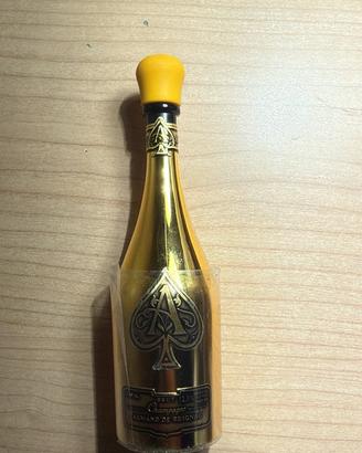 Puff Armand De Brignac