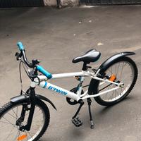 Bicicletta per ragazzo 8-10 anni     60 euro