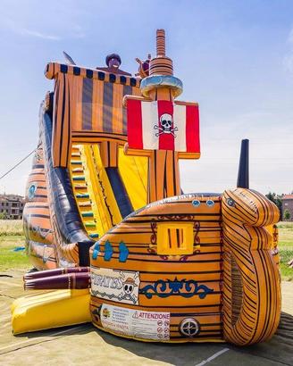 Galeone gonfiabile - scivoli gonfiabili usato