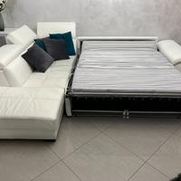 Divano Letto in Ecopelle Bianco - Letto estraibile