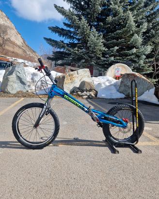 bici da trial ozonys curve 20" v8