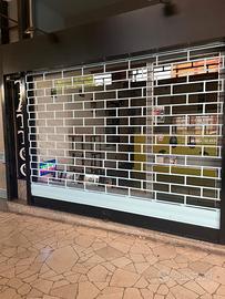 Vendita mura negozio