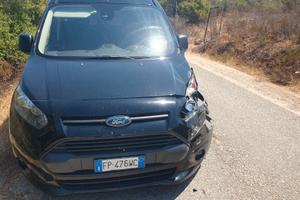 furgoncino incidentato