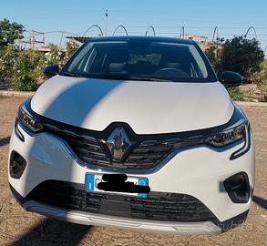 Renault Captur Plug-in 2023