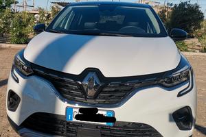 Renault Captur Plug-in 2023