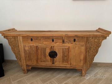 credenza in legno naturale