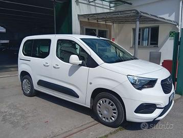 Opel combo 1.5 100 hp Autocarro n1 5 posti