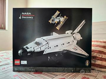 Lego icons Space Shuttle Discovery 10283