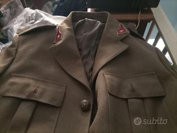 Lotto divisa militare  e vigili urbani