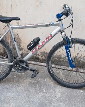Mountain bike 