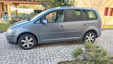 TOURAN 2000TDI 7 POSTI