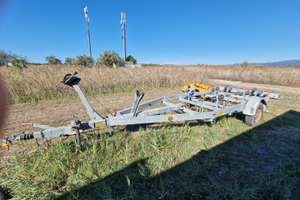 Carrello gommone barca