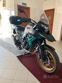 Kove 510X (2025) - Bauletto Givi incluso