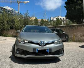Toyota Auris Hybrid GPL