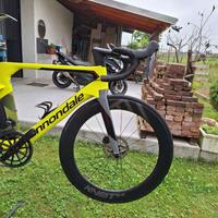 Bici cannondale systemsix durace