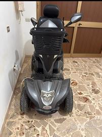 Scooter elettrico per disabili