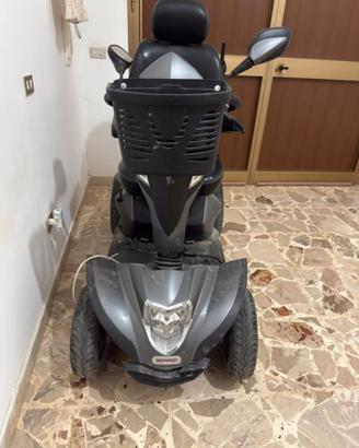 Scooter elettrico per disabili
