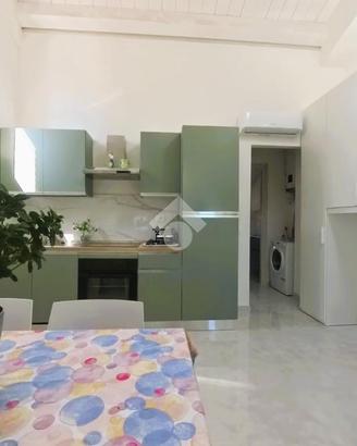 2 LOCALI A CIVITANOVA MARCHE