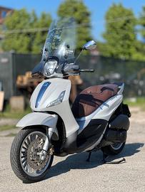 Piaggio Beverly 300 i.e. ABS